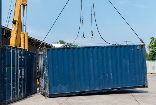 Védelem úton lévő értékeire: Miért a szállítmánybiztosítás a logisztika biztonsági öve?